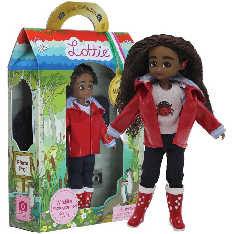 Lottie Wildlife Photographer Mia Doll